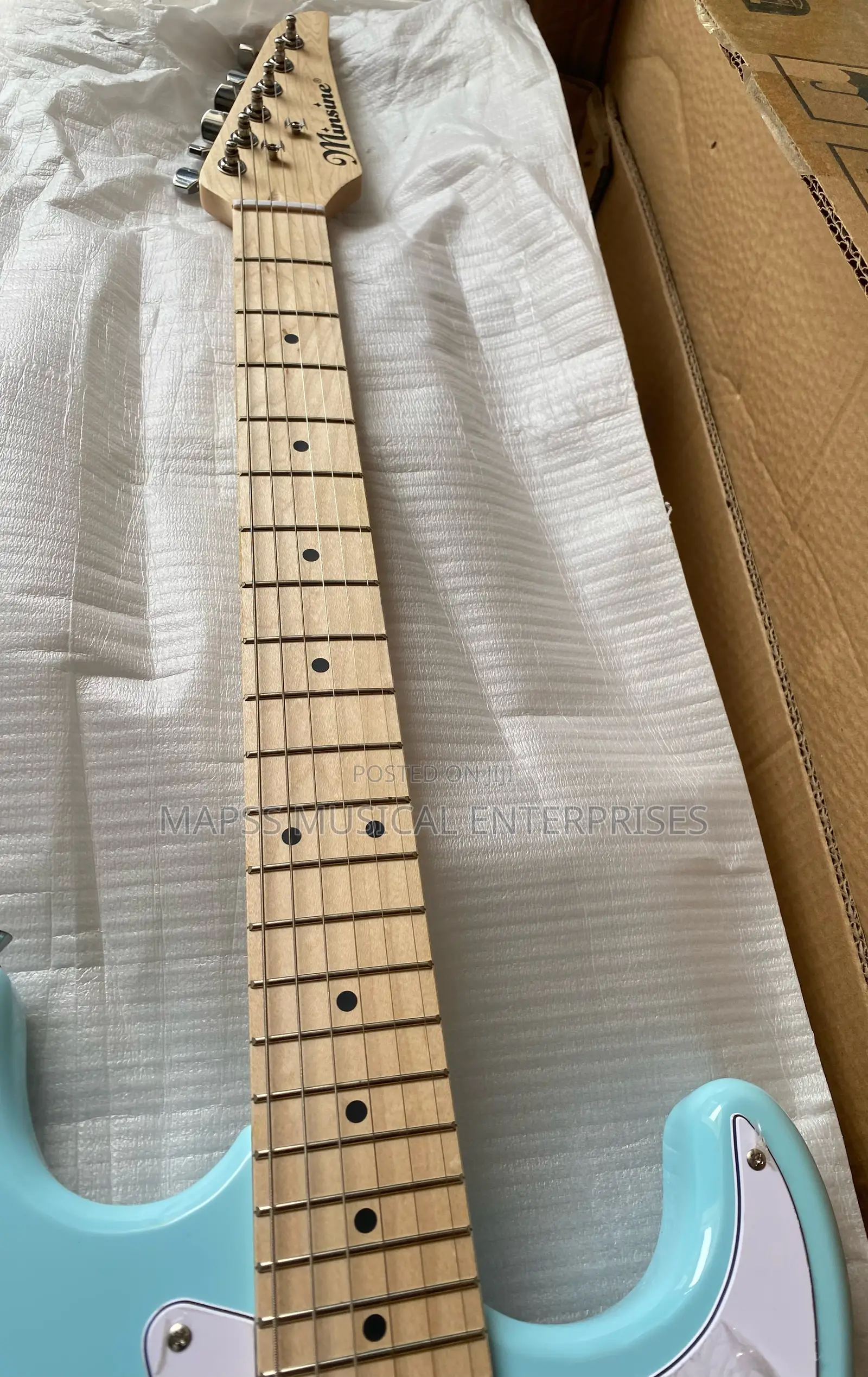 Minsine Electric Stratocaster Guitar