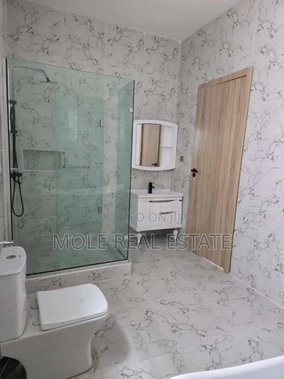 4bdrm Duplex in Age, Agege for sale