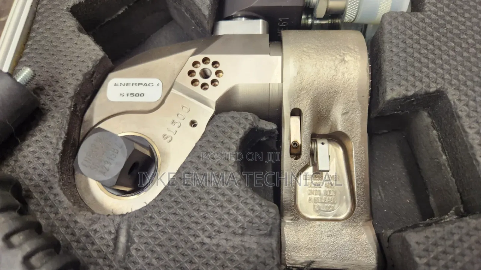 Enerpac S1500 3/4" Square Drive Hydraulic Torque Wrench