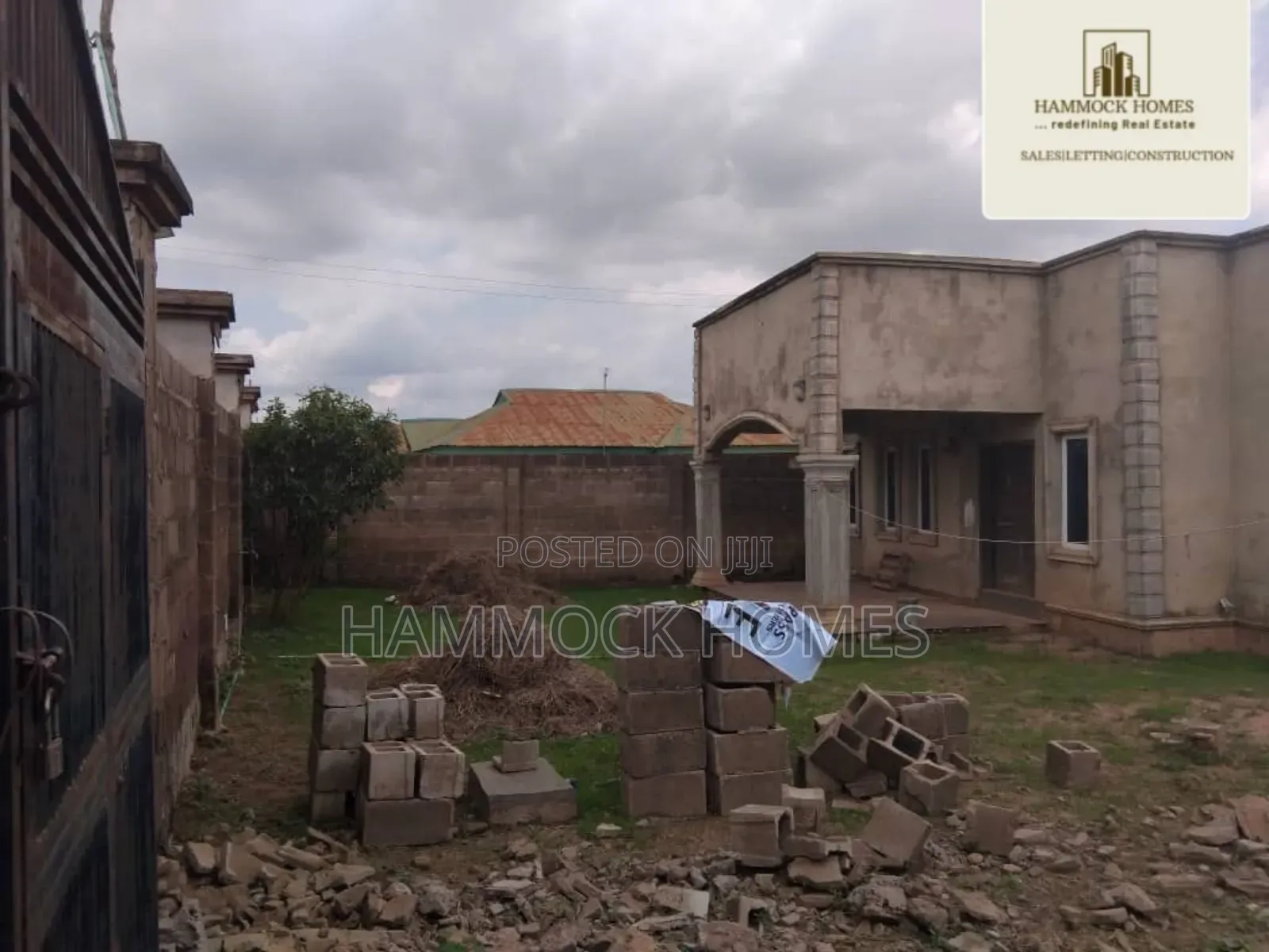 3bdrm Bungalow in Wisdom Estate, Akobo for sale