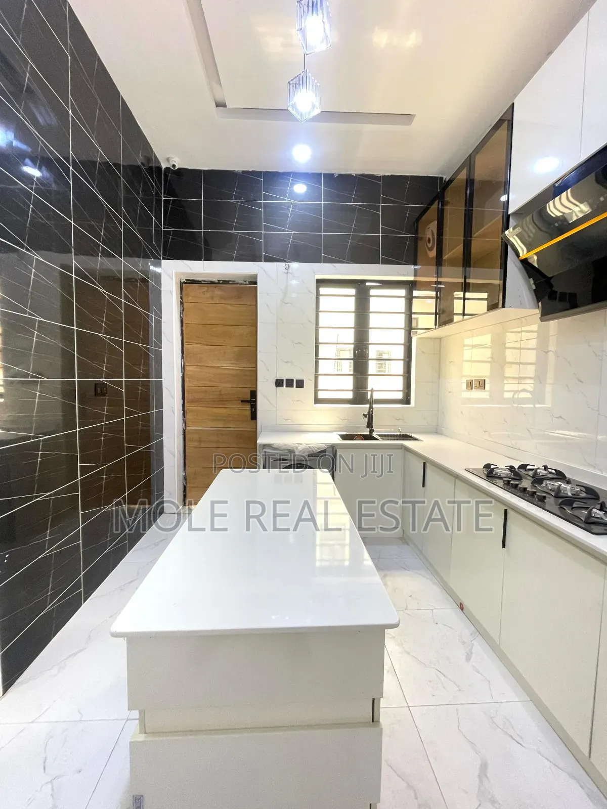Furnished 4bdrm Duplex in Ajah for sale