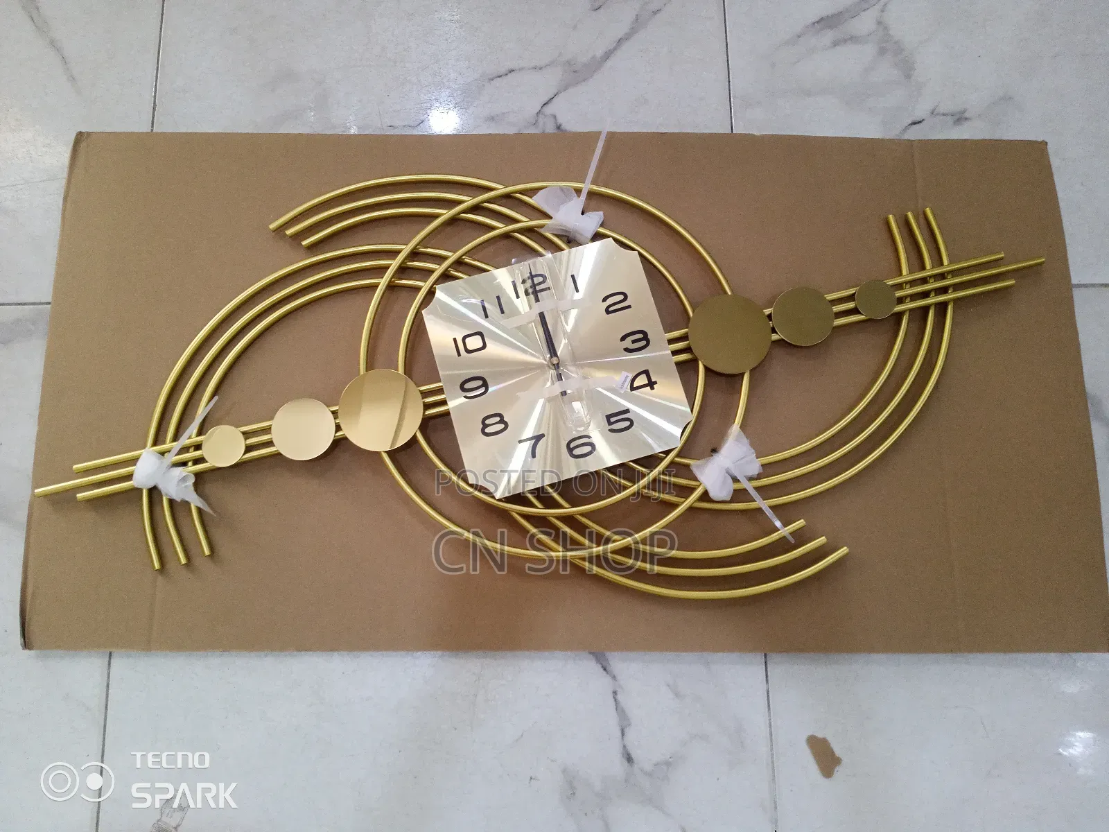 Wall  Design Clock Decor
