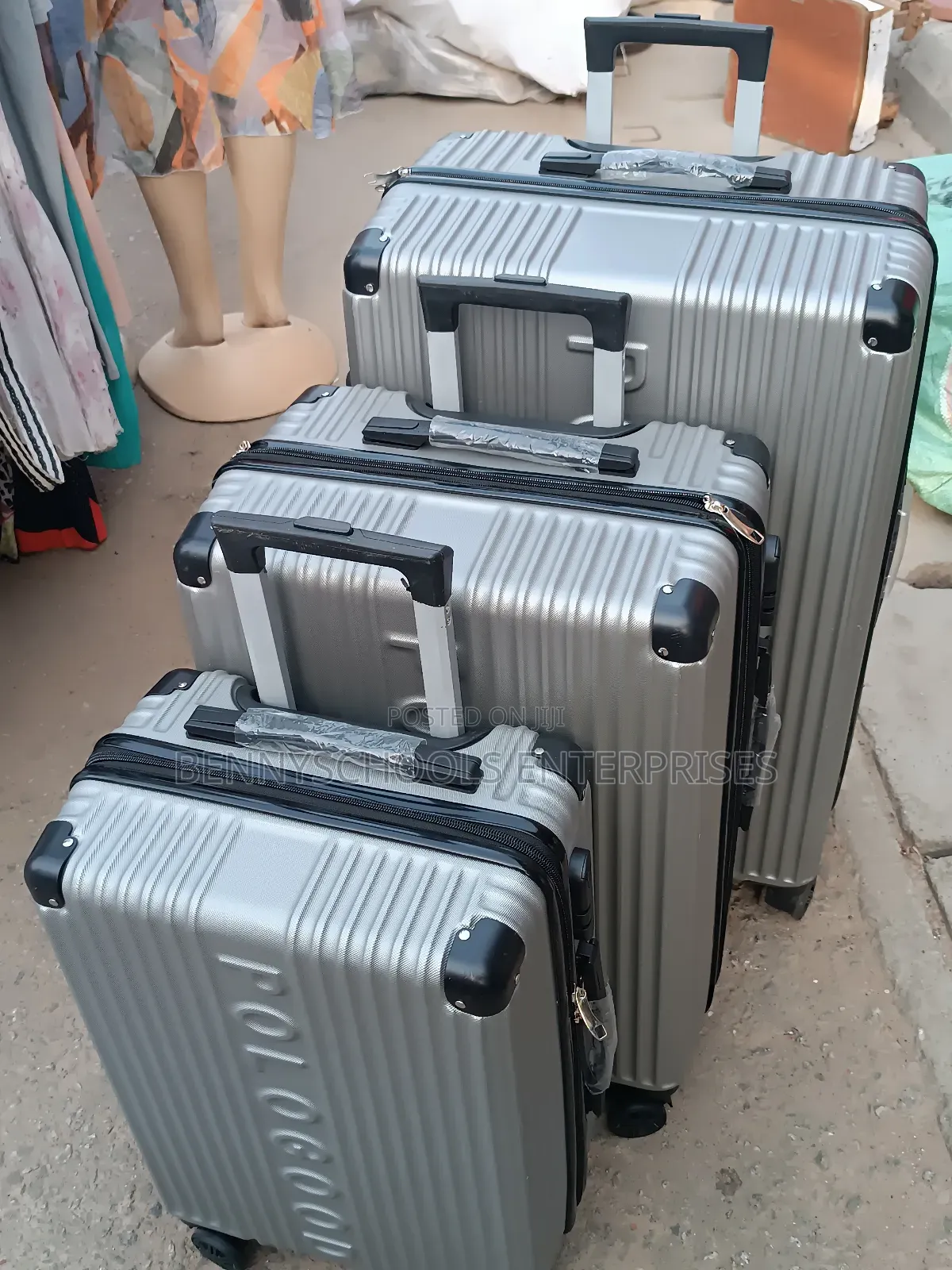 Set of 3 in 1 Pg Plastic Travelling Luggage Boxes