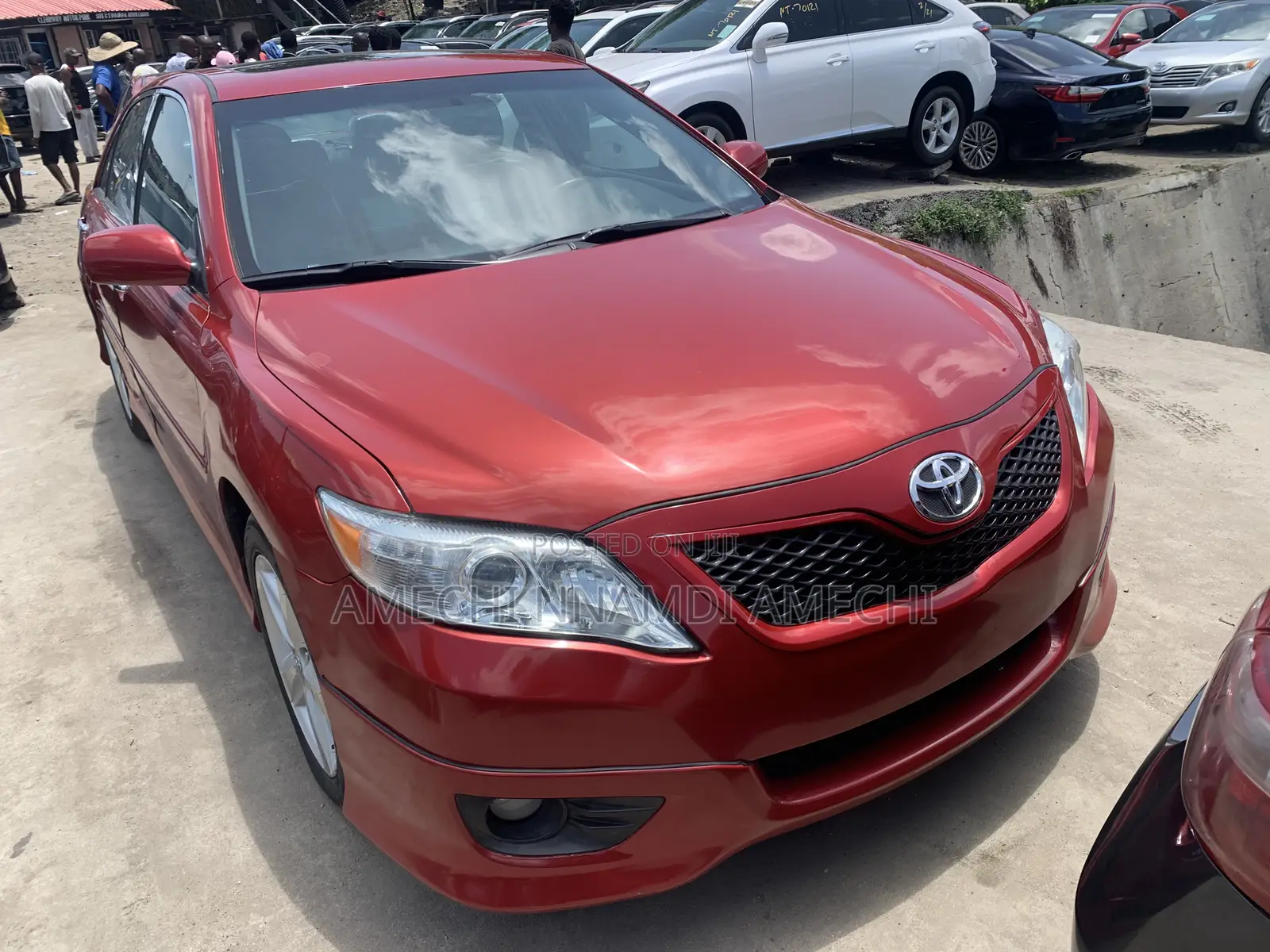 Toyota Camry SE V6 4dr Sedan (3.5L 6cyl 6A) 2011 Red