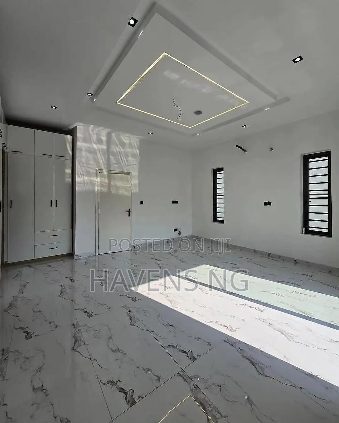 4bdrm Duplex in Lekki Phase 2 for sale