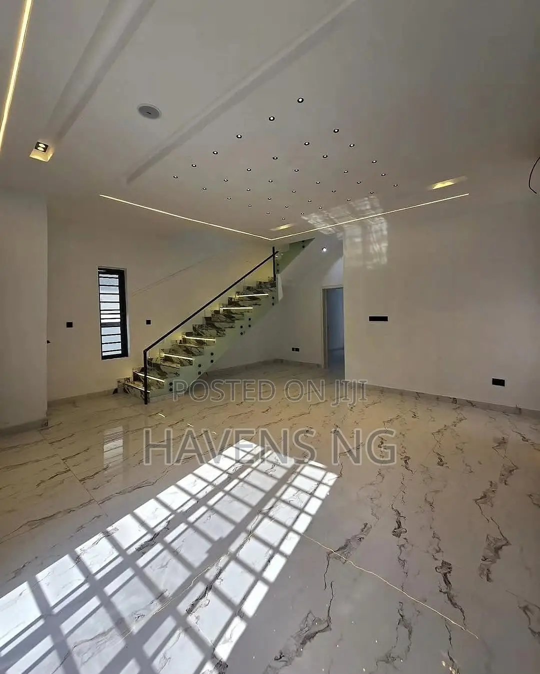4bdrm Duplex in Lekki Phase 2 for sale