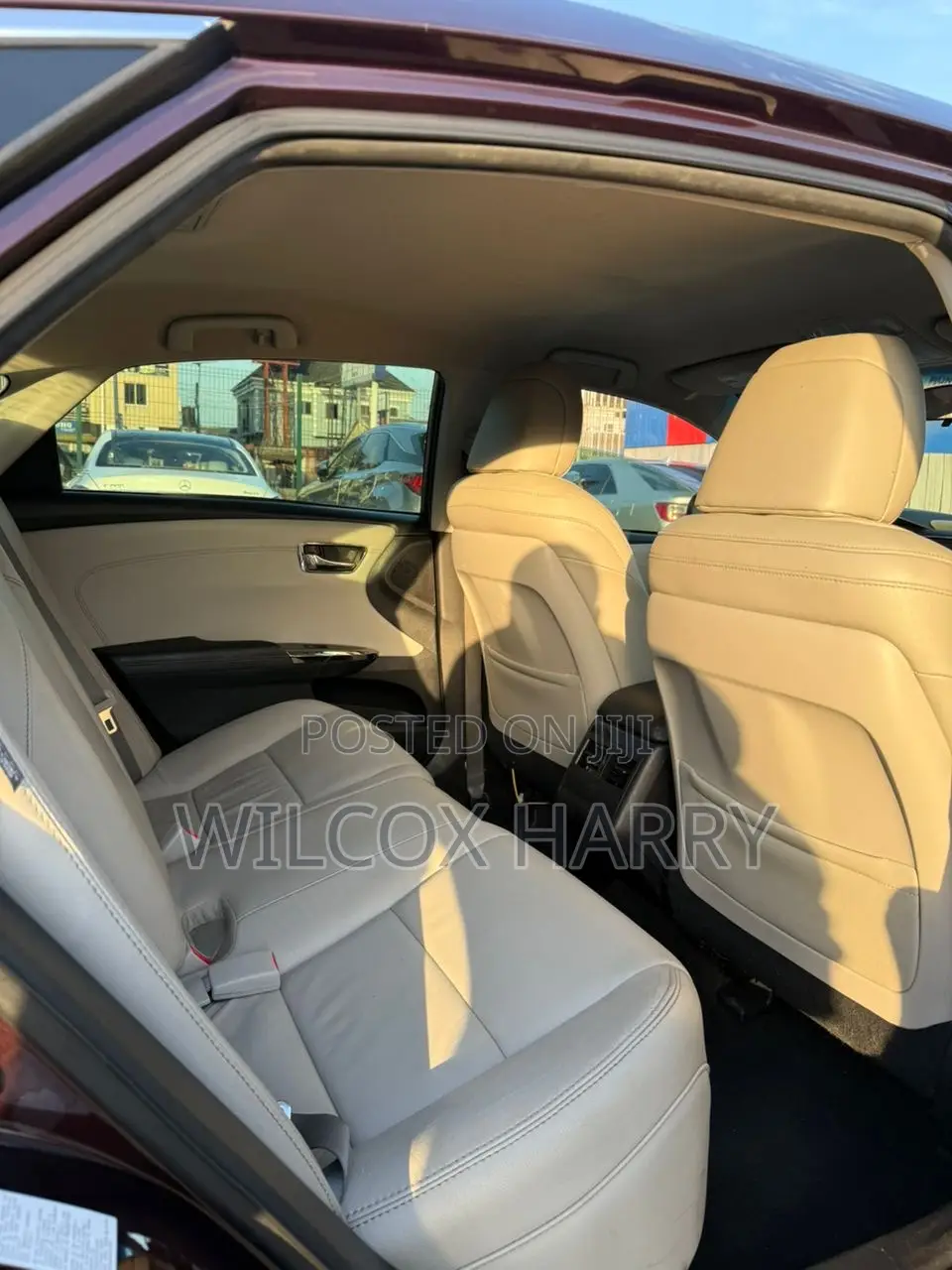 Toyota Avalon Limited Sedan FWD (3.5L 6cyl 6A) 2013 Red