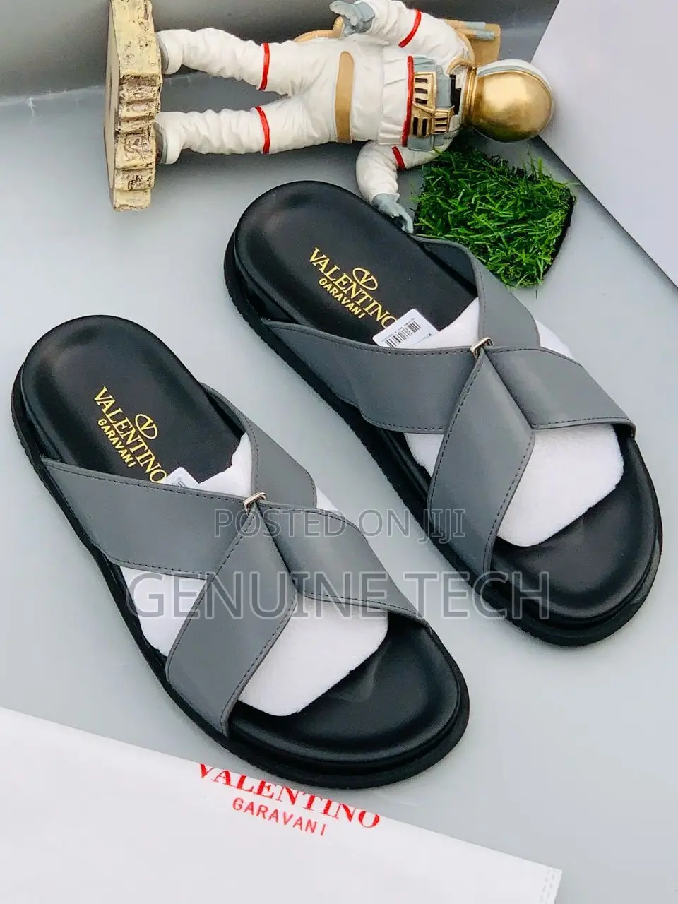Quality Valentino Slippers