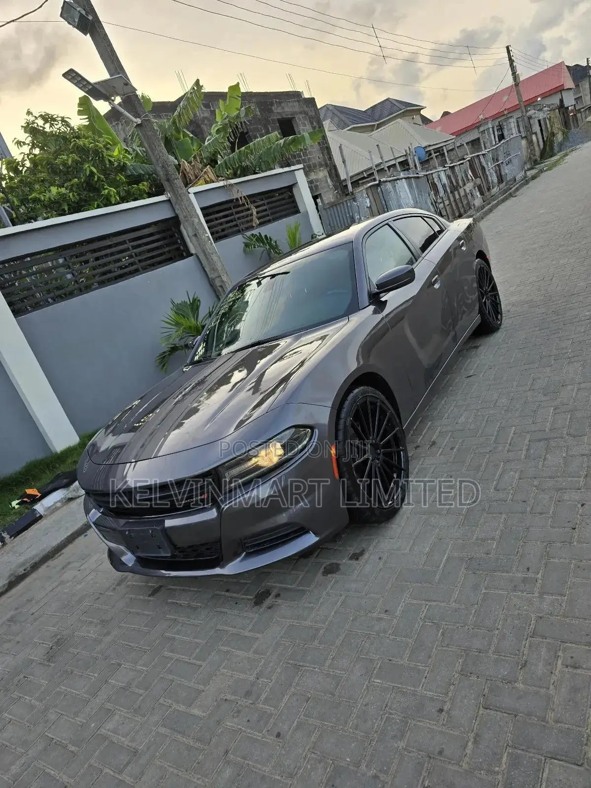 Dodge Charger SXT RWD 2019 Gray