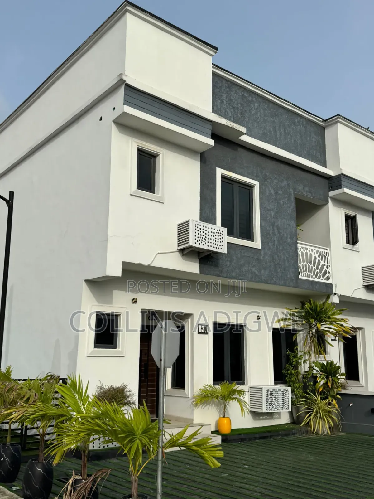 Furnished 3bdrm Duplex in Pinneck Estate for sale