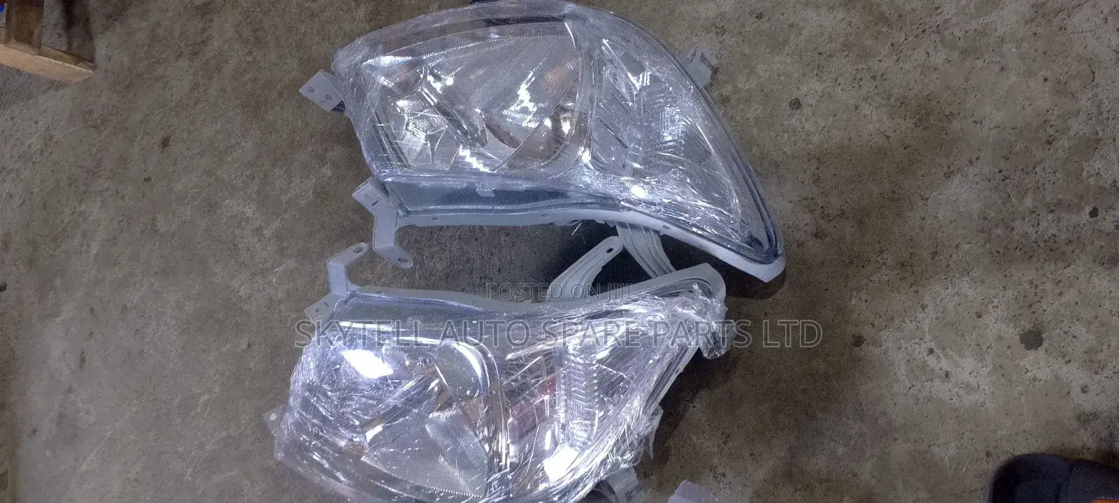 Set Of Head Light For Toyota Hilux 2007