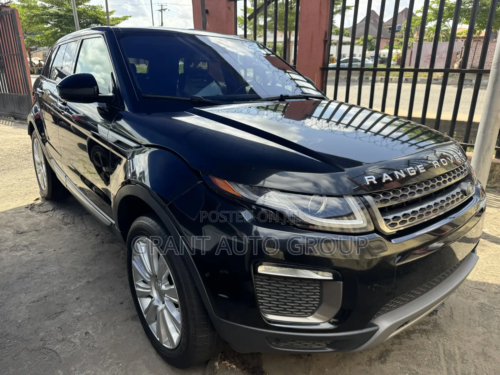 Land Rover Range Rover Evoque HSE Dynamic 4x4 (2.0 4cyl 9A) 2016 Black