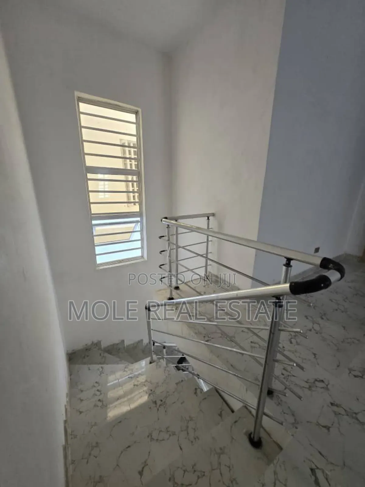 New Hotel Gowon Estate 4 Sale Okunola Axis