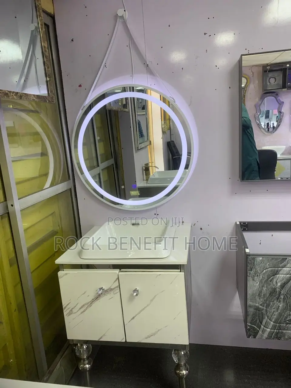 English Cabinet With Ld Mirror