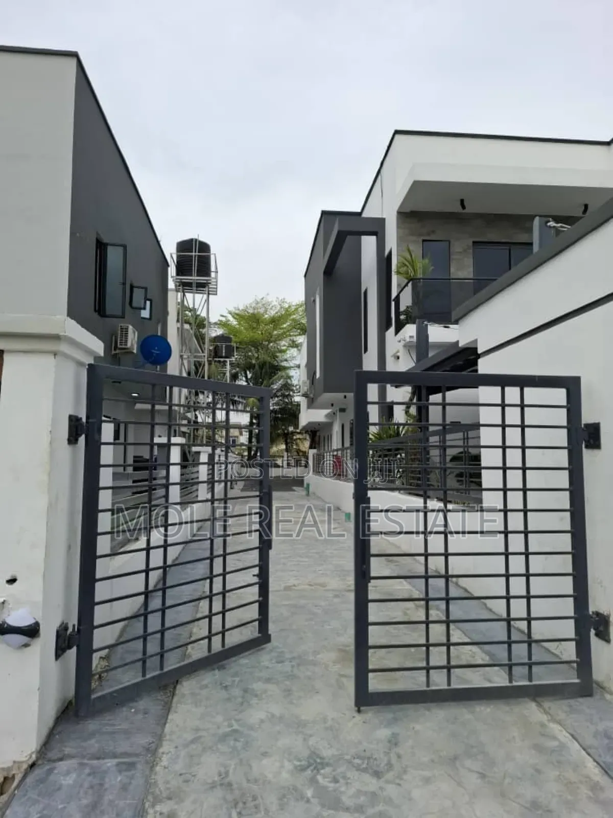 Furnished 4bdrm Duplex in Novara Mall, Sangotedo for sale