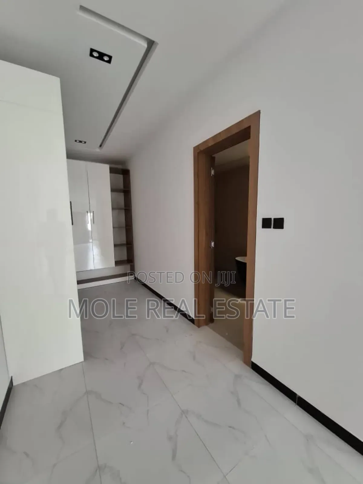 Furnished 4bdrm Duplex in Novara Mall, Sangotedo for sale