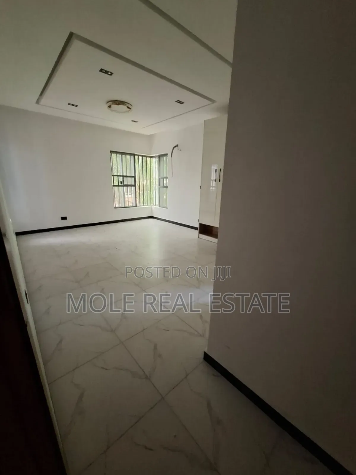 Furnished 4bdrm Duplex in Vgc for sale