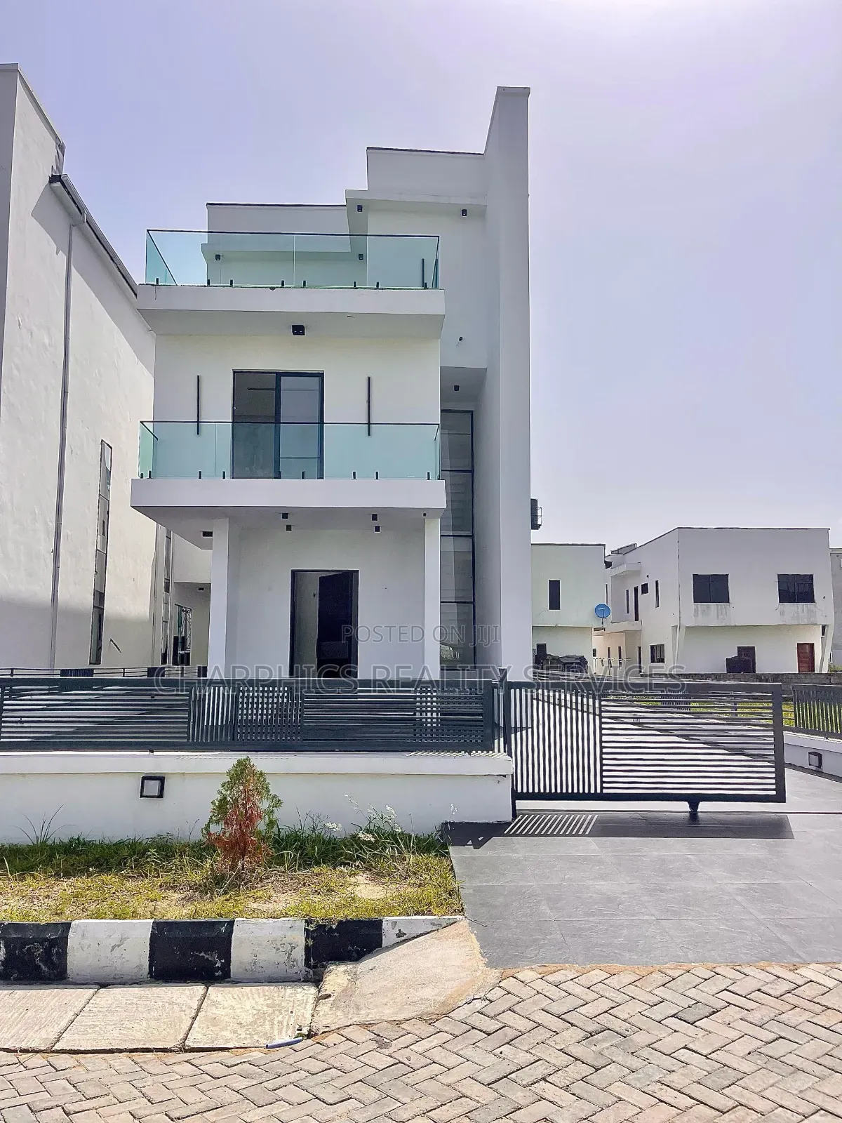 5bdrm Duplex in Ajah for sale