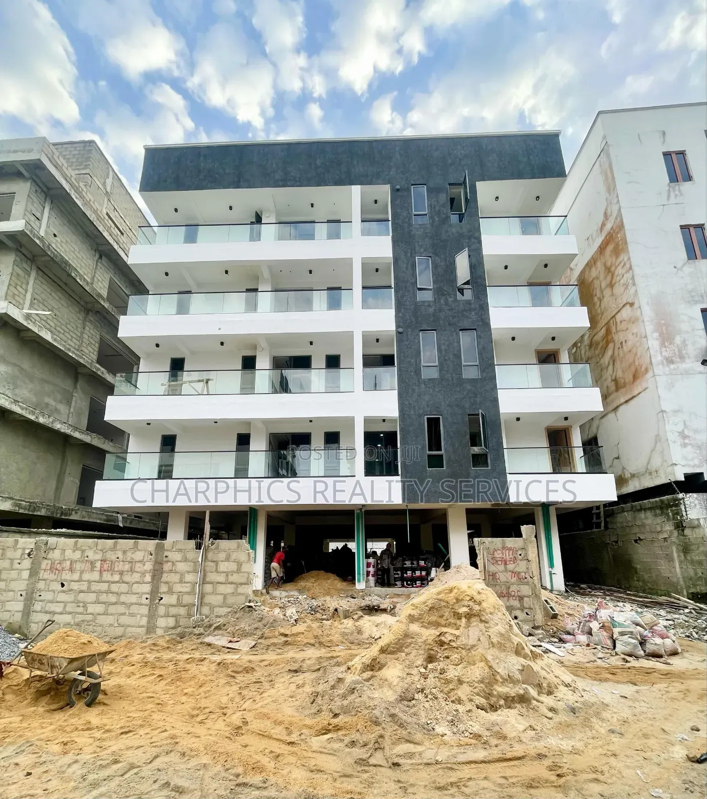 3bdrm Apartment in Ikate for sale