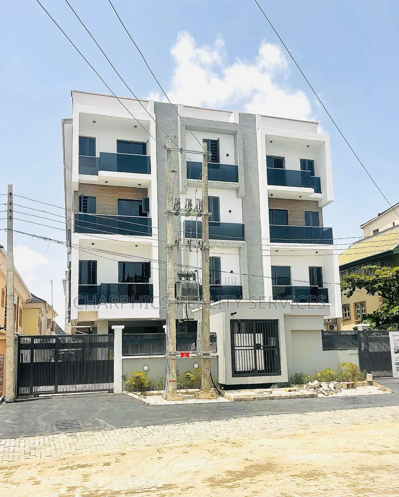 2bdrm Apartment in Agungi for sale
