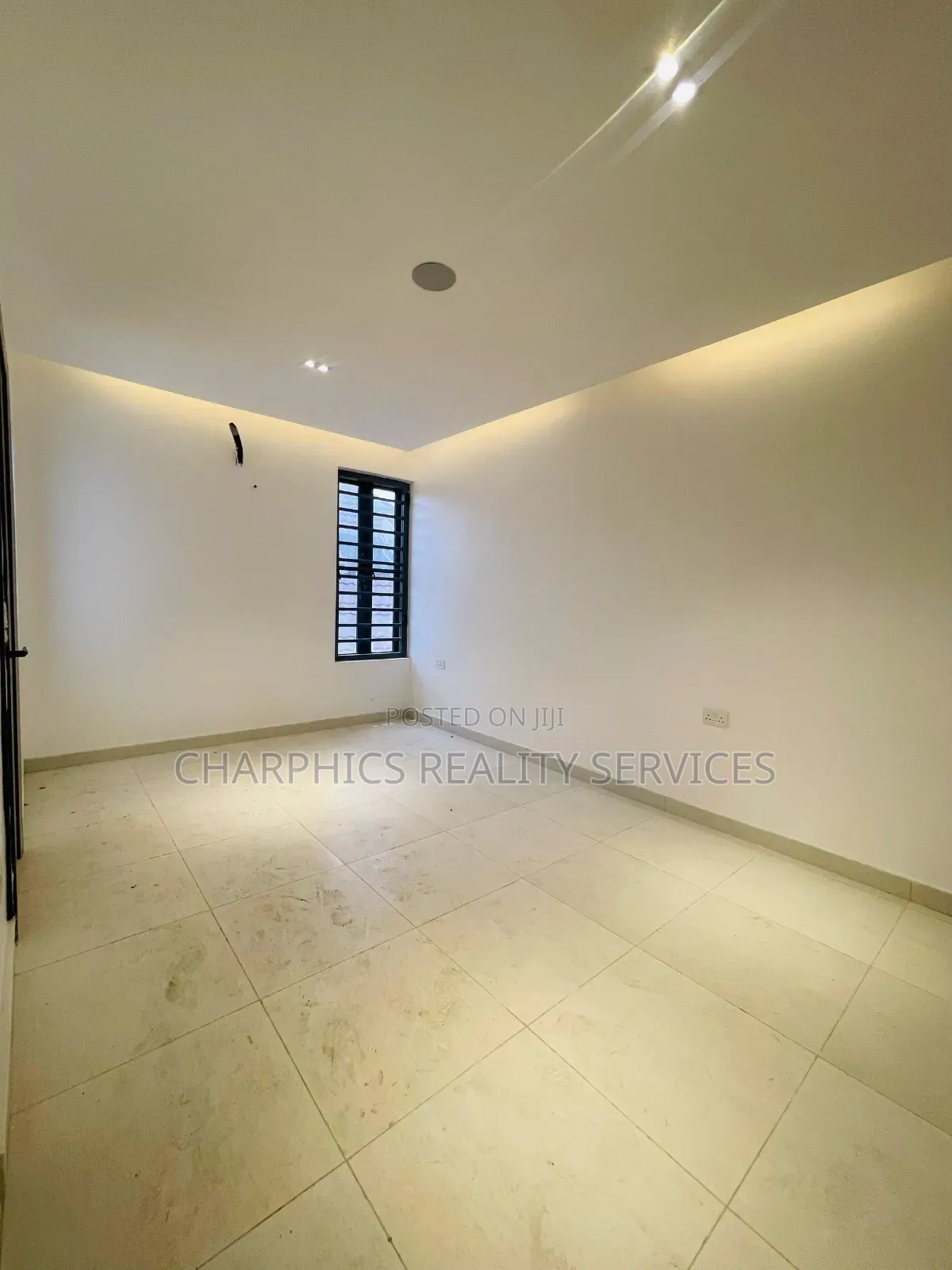 2bdrm Apartment in Agungi for sale