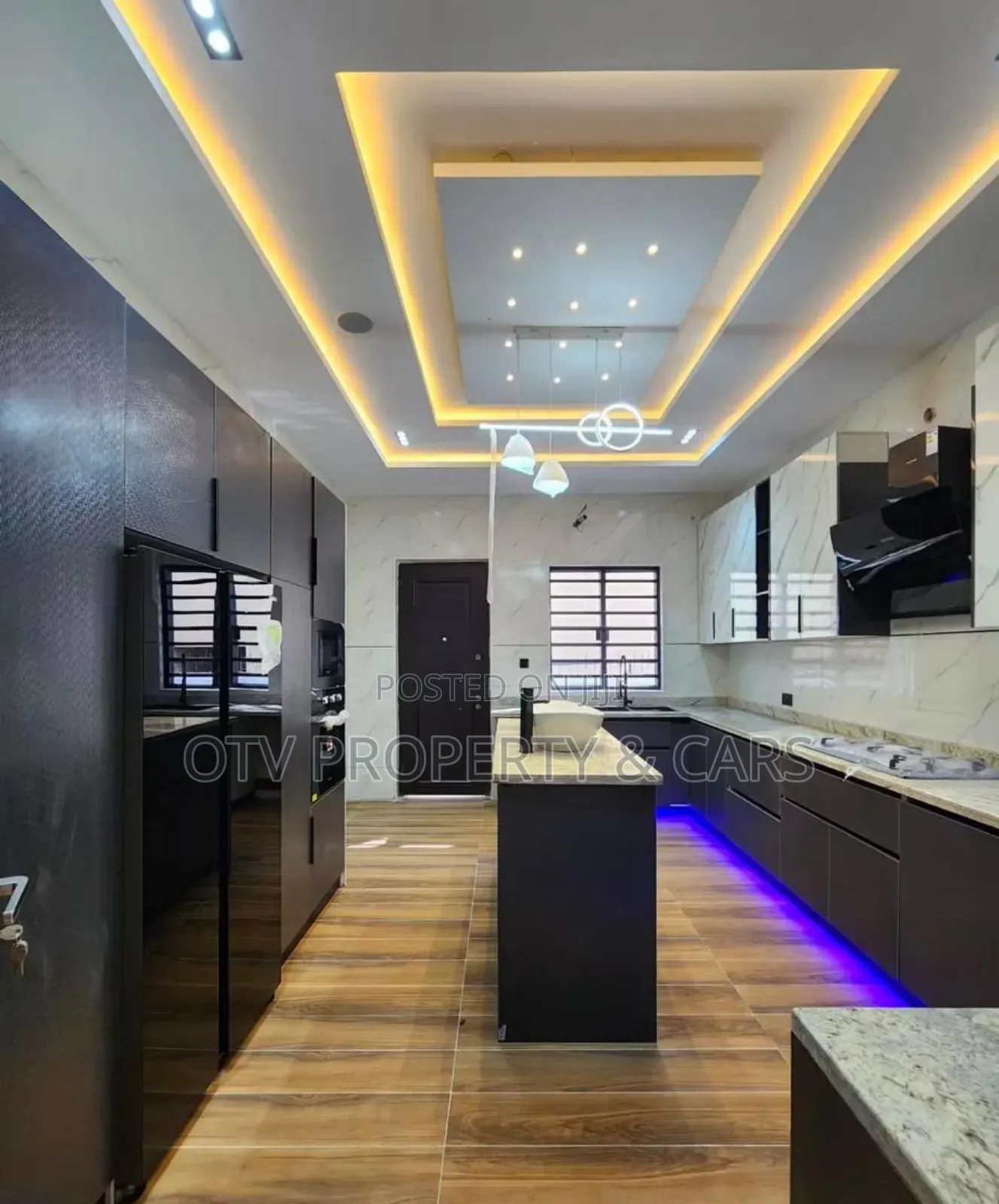 Furnished 5bdrm Duplex in Lekki for sale