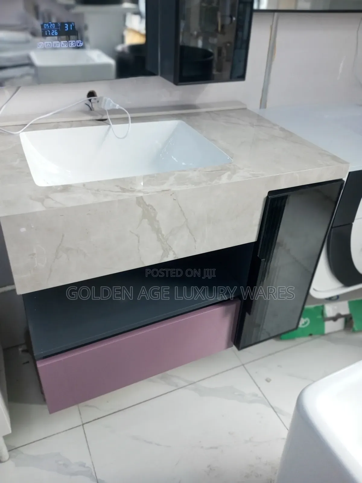 80cm Single Executive Cabinet