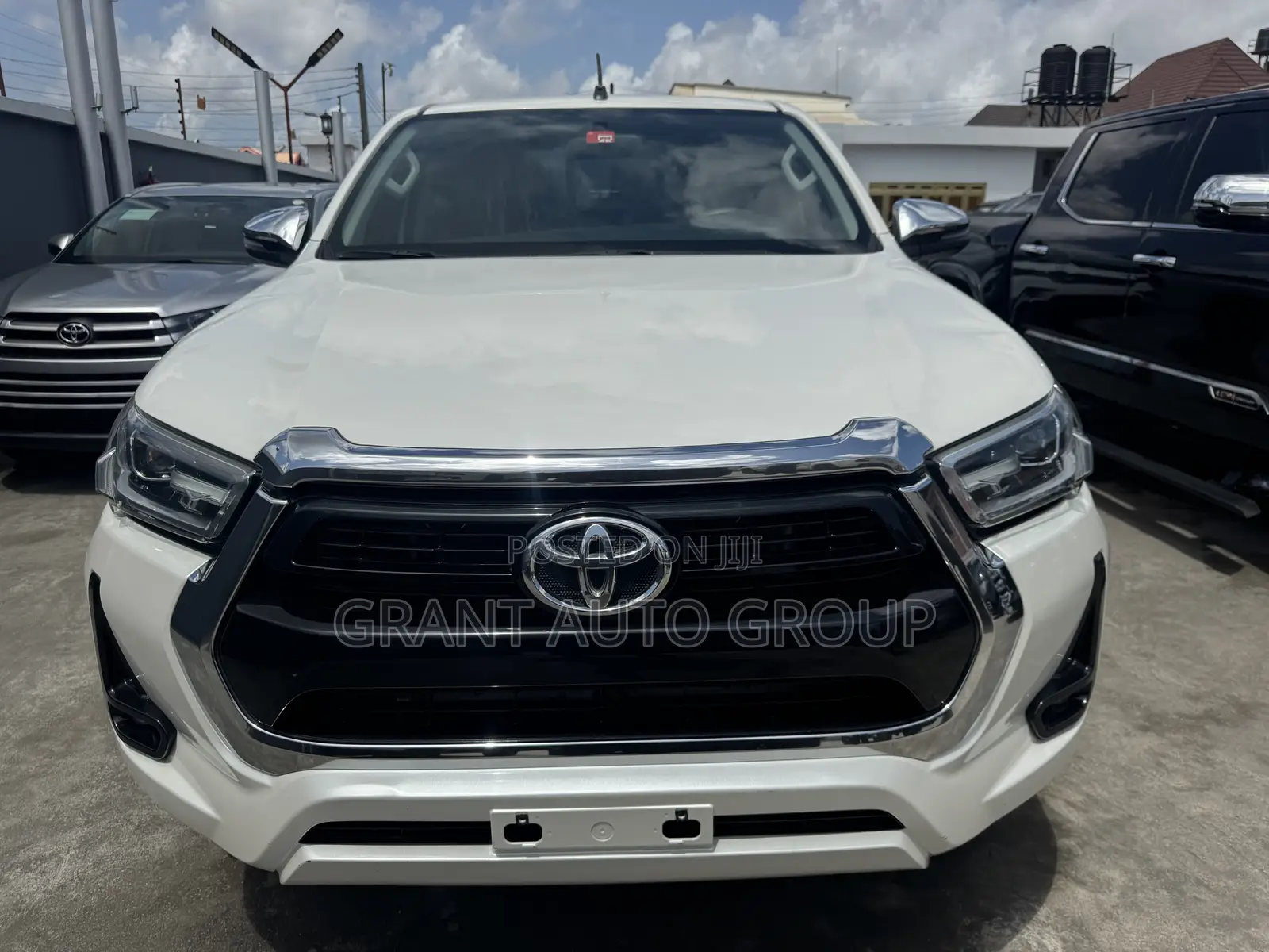 Toyota Hilux Revo Smart Cab Petrol 2.7 RWD 2021 White