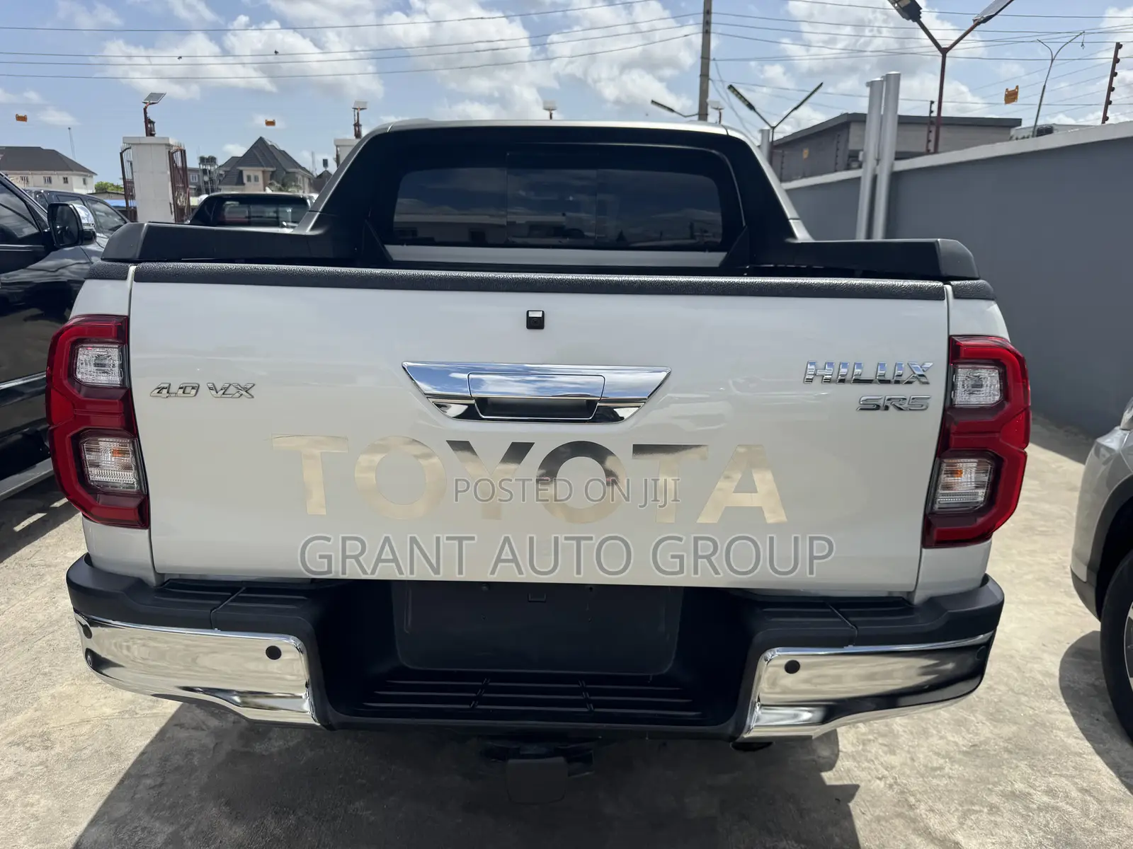 Toyota Hilux Revo Smart Cab Petrol 2.7 RWD 2021 White