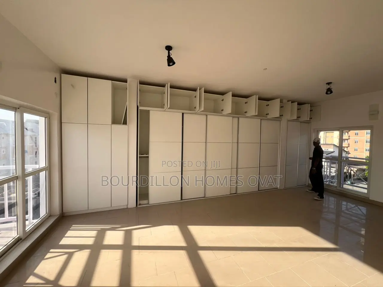 3bdrm Maisonette in Victoria Island for sale