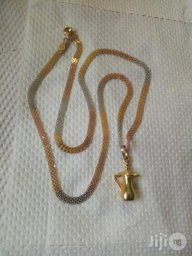 Brand New Italy 750 Tested 18karat Gold Carpet With Jug