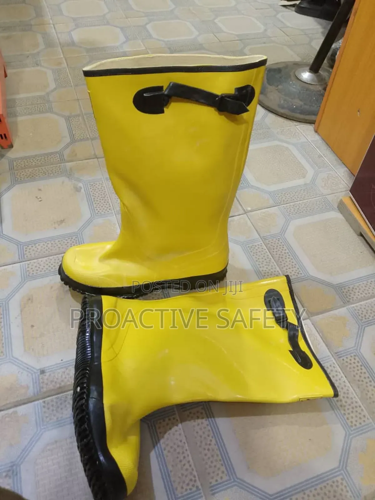 Chemical Resistant Polyurethrane Boots