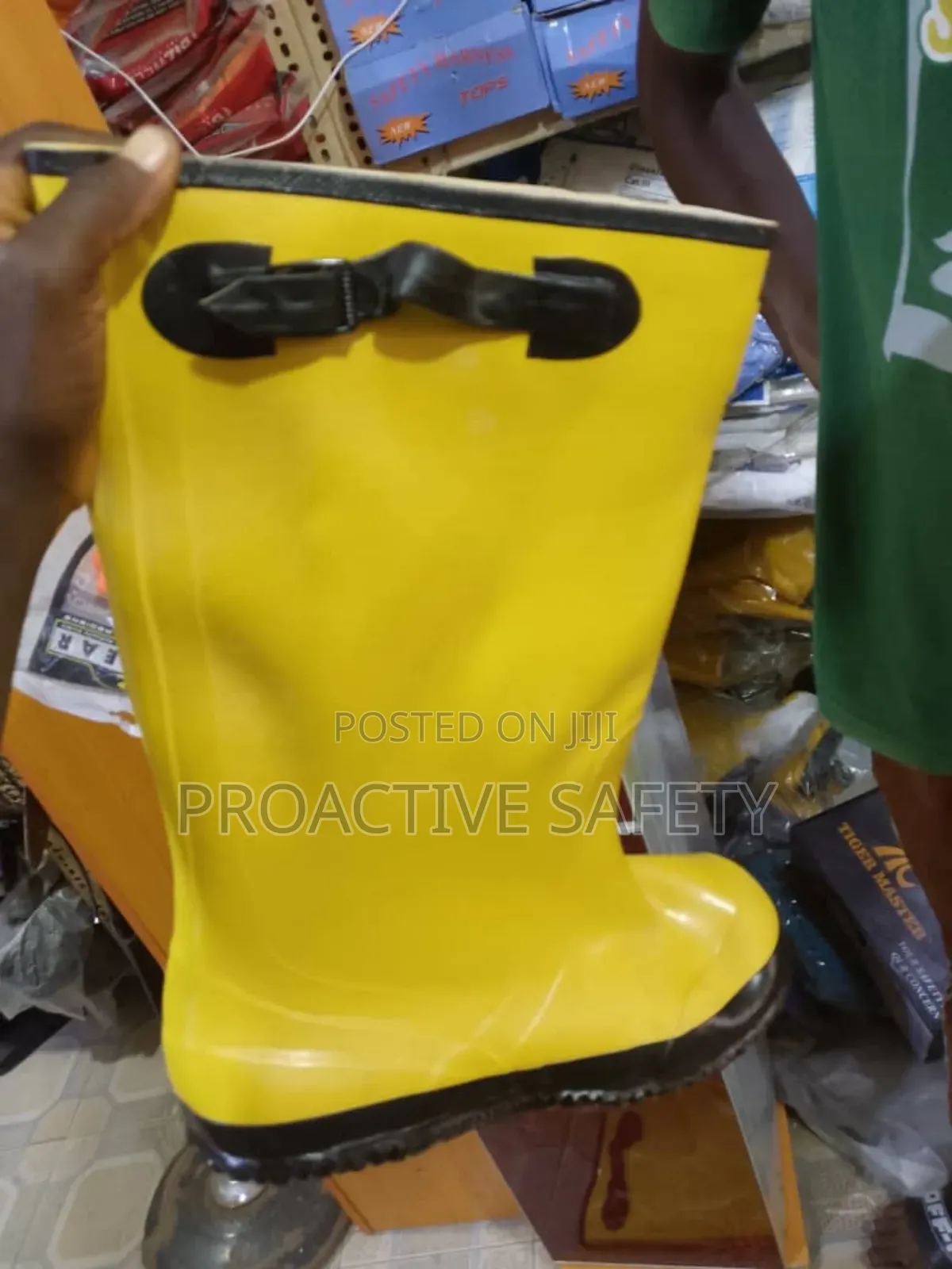Chemical Resistant Polyurethrane Boots