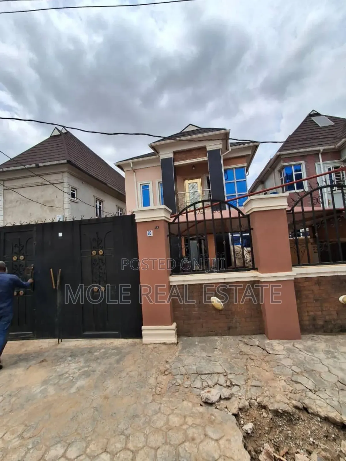Furnished 5bdrm Duplex in Ikola, Ifako-Ijaiye for sale