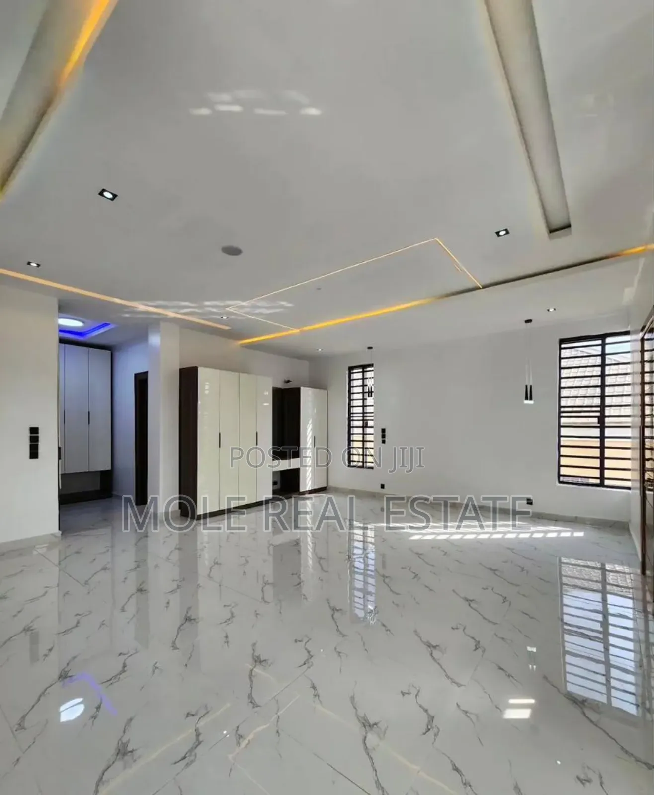 Furnished 5bdrm Duplex in Ikota, Ifako-Ijaiye for sale