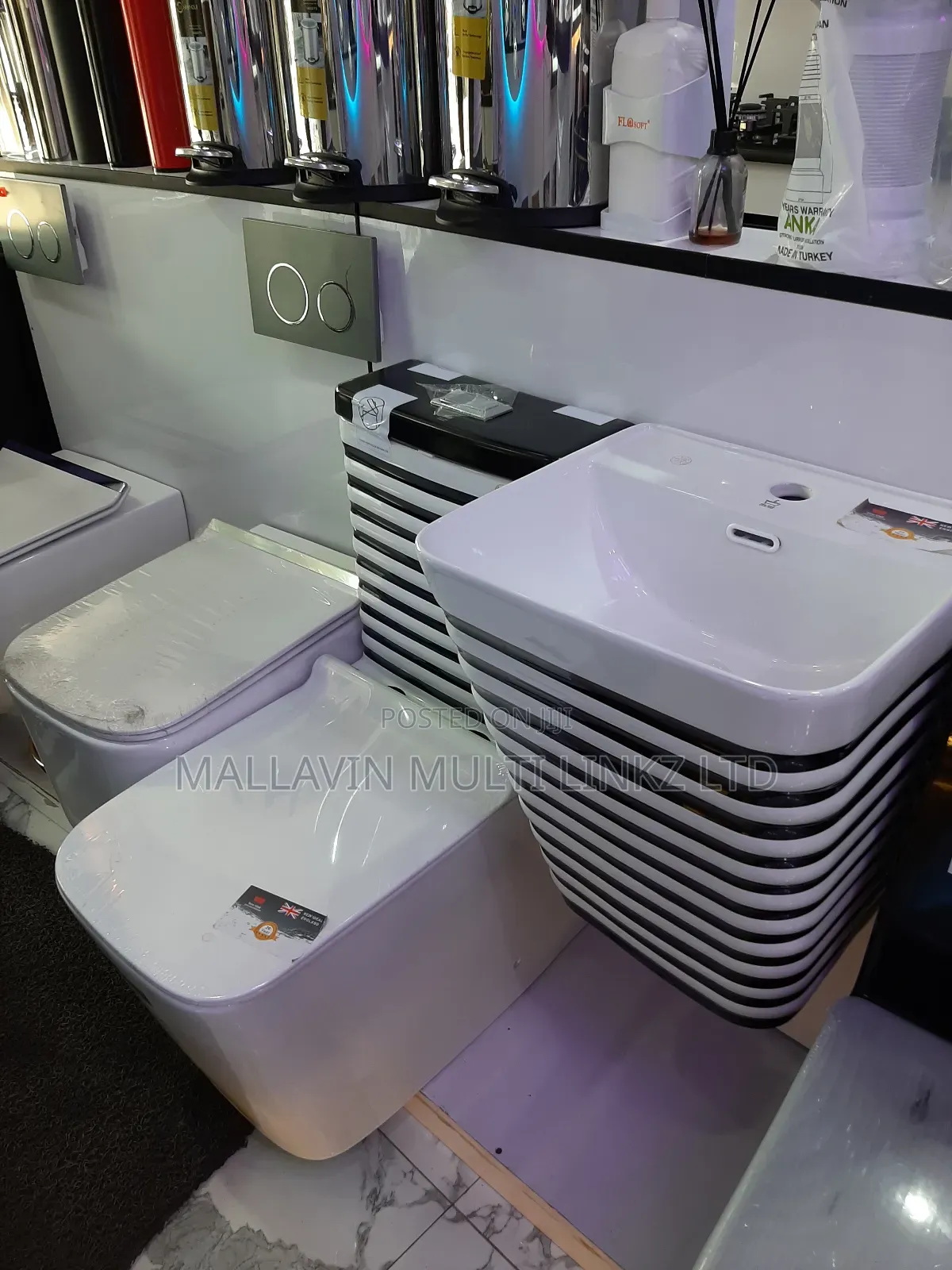 Toilet Wc and Wall Hung Basin