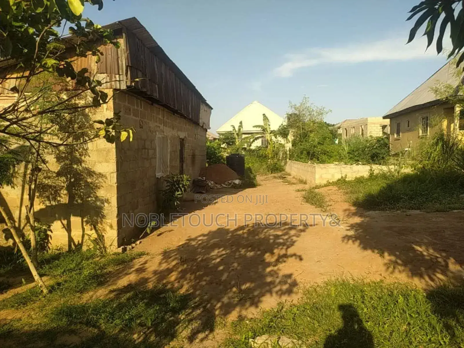 1bdrm Bungalow in Alewele Aleke, Adamo for sale