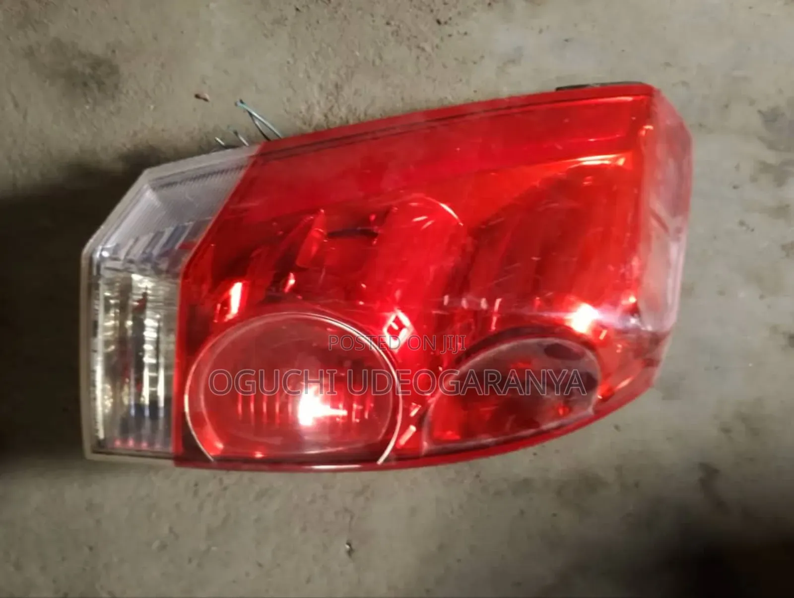 Back Light for Nissan Quest 2010