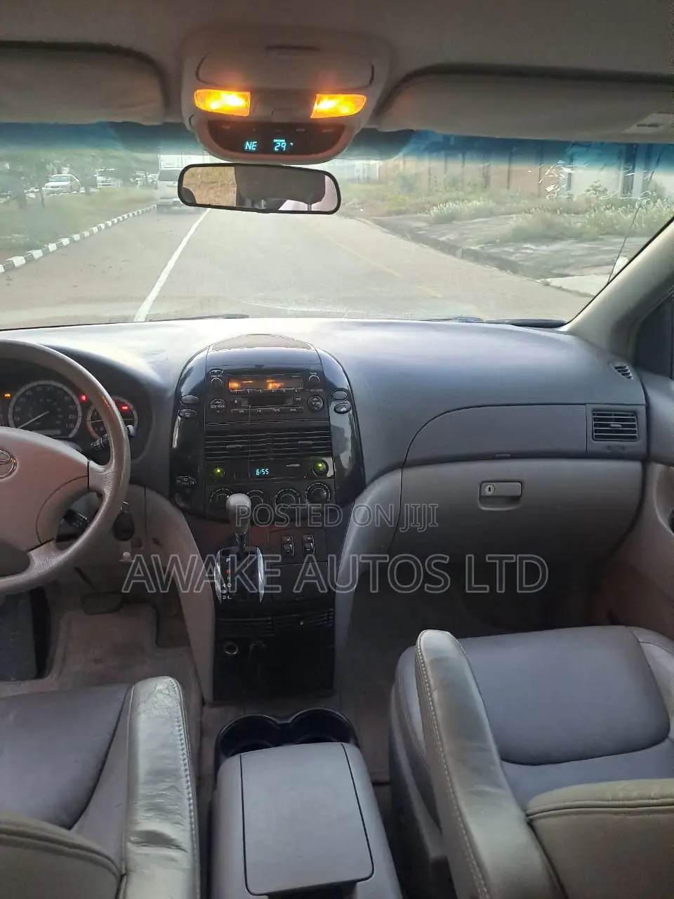 Toyota Sienna LE AWD 2005 Gray