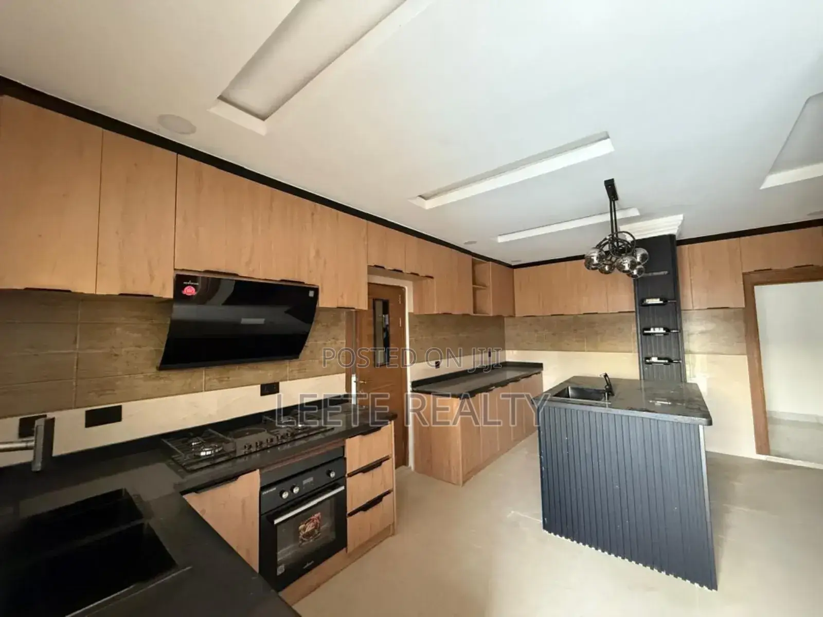 4bdrm Duplex in Lokogoma for sale