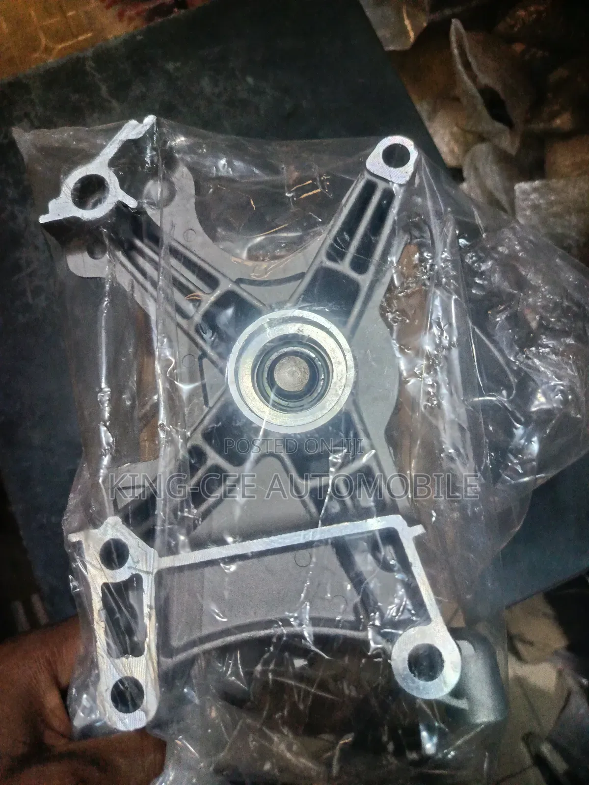 Water Pump Hanger 2uz, Land Cruiser, Gx470, 4runner, Tundra