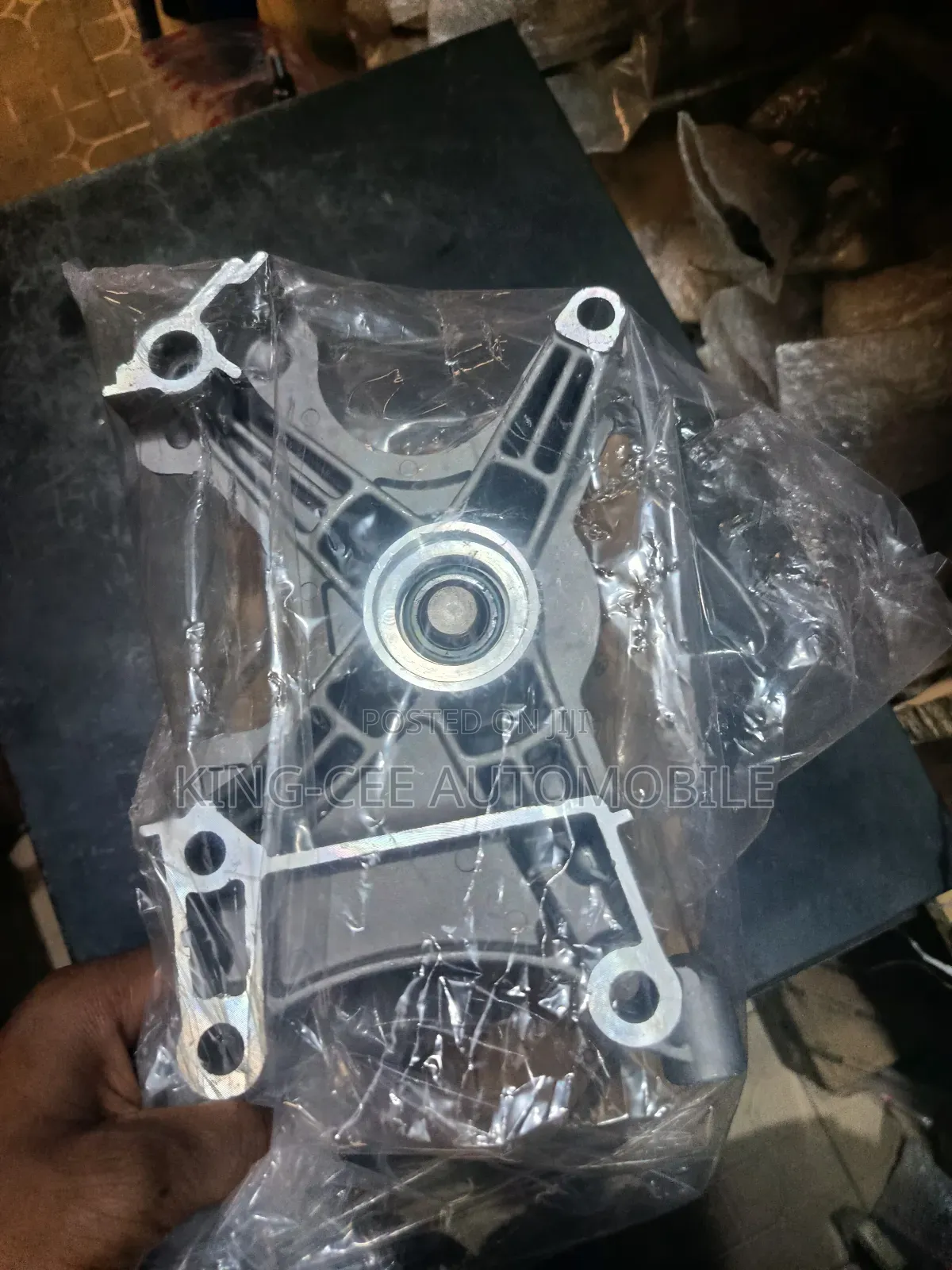 Water Pump Hanger 2uz, Land Cruiser, Gx470, 4runner, Tundra