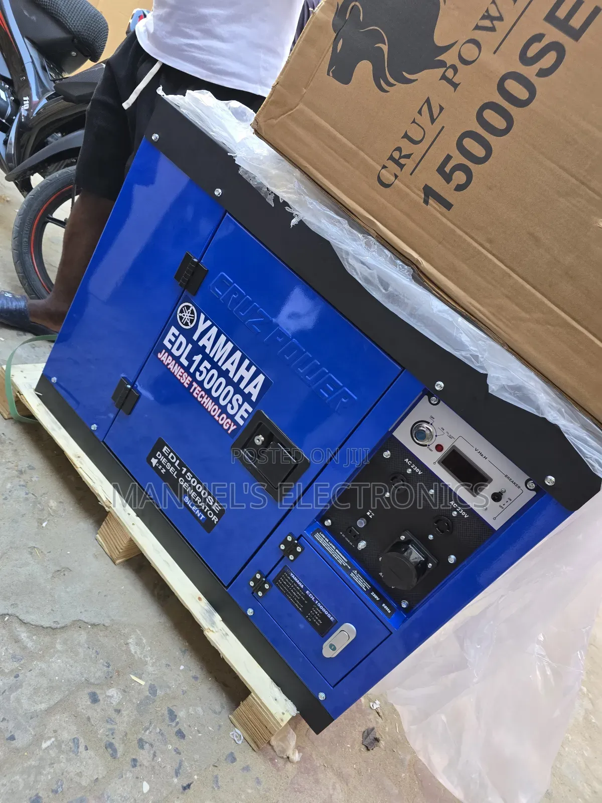 Edl15000se 12kva Yamaha Diesel Soundproof Gen 100%Copper Coi