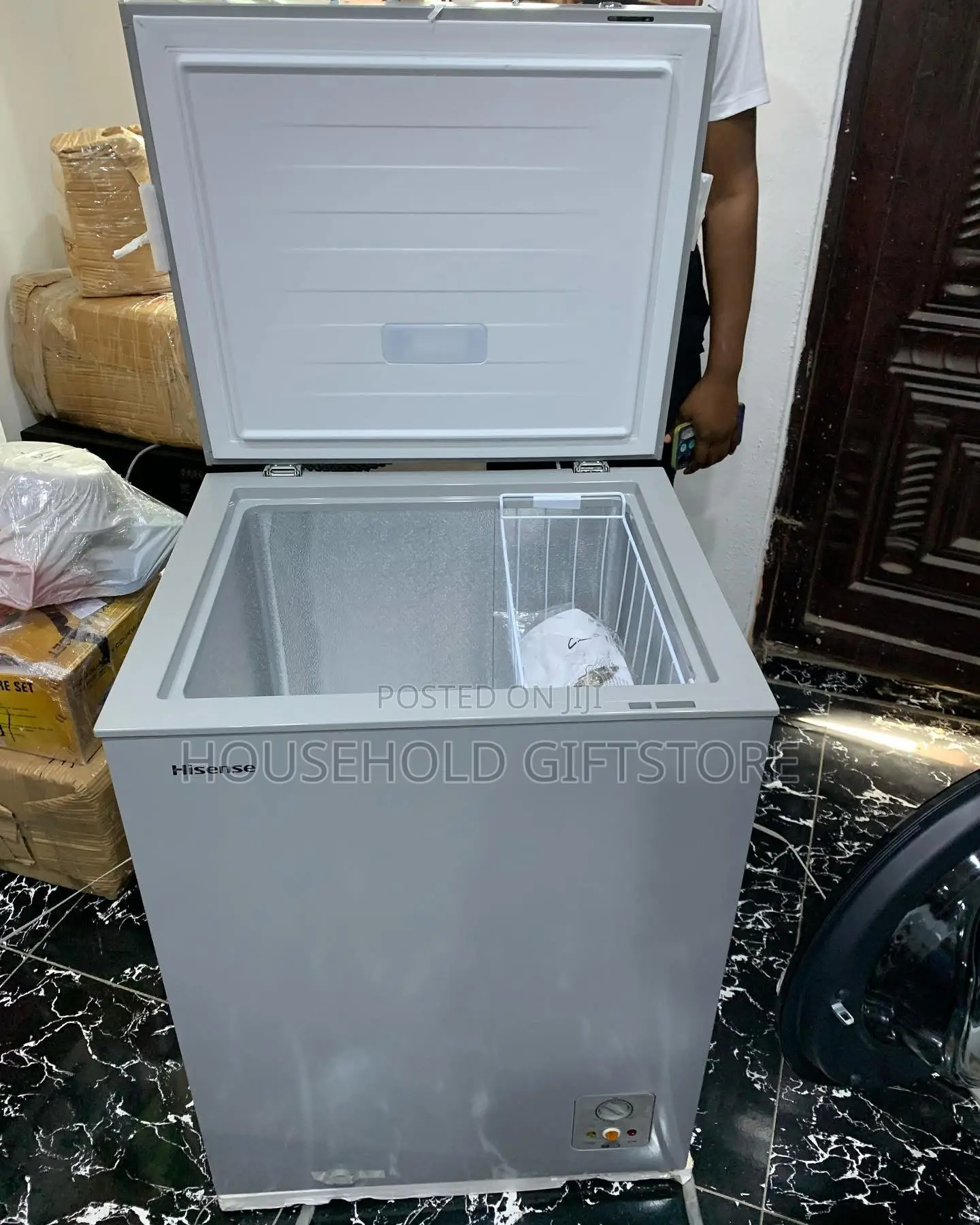 Hisense (120sh) 100litres Chest Freezer