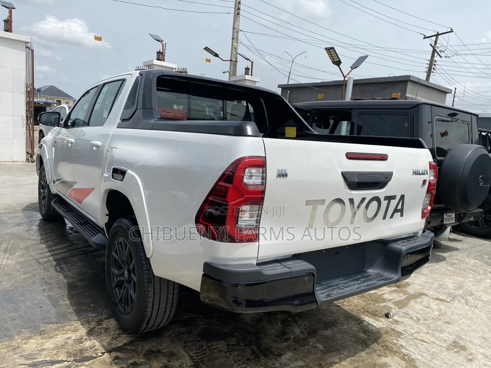 New Toyota Hilux 2023 White