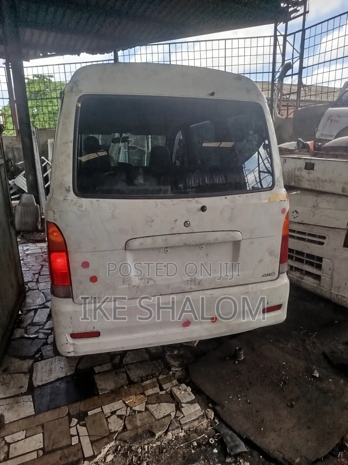 Daihatsu Hijet 2008 White