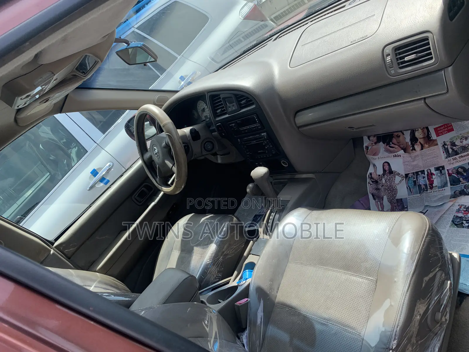Nissan Pathfinder SE 4x4 2004 Brown