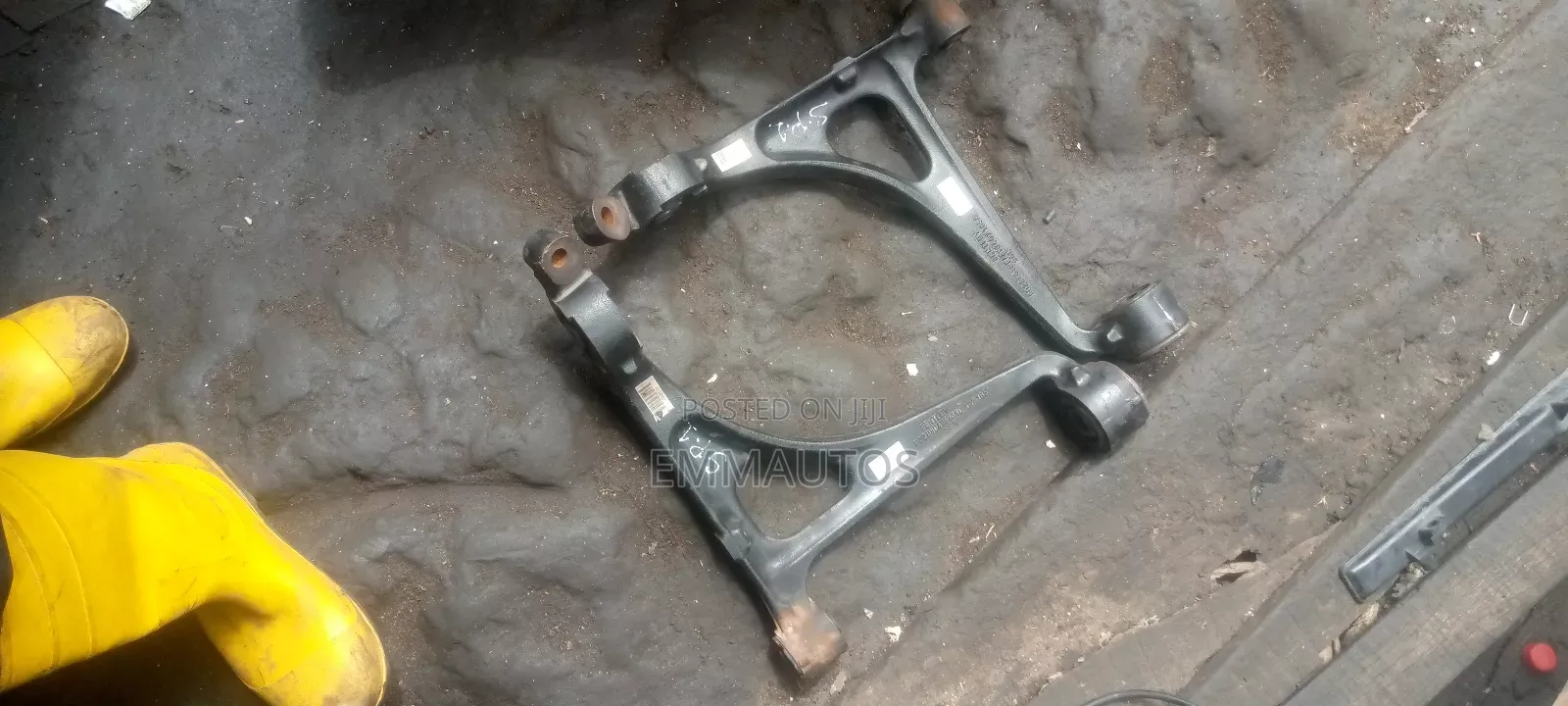Front Lower Arms Bentley Mulsanne