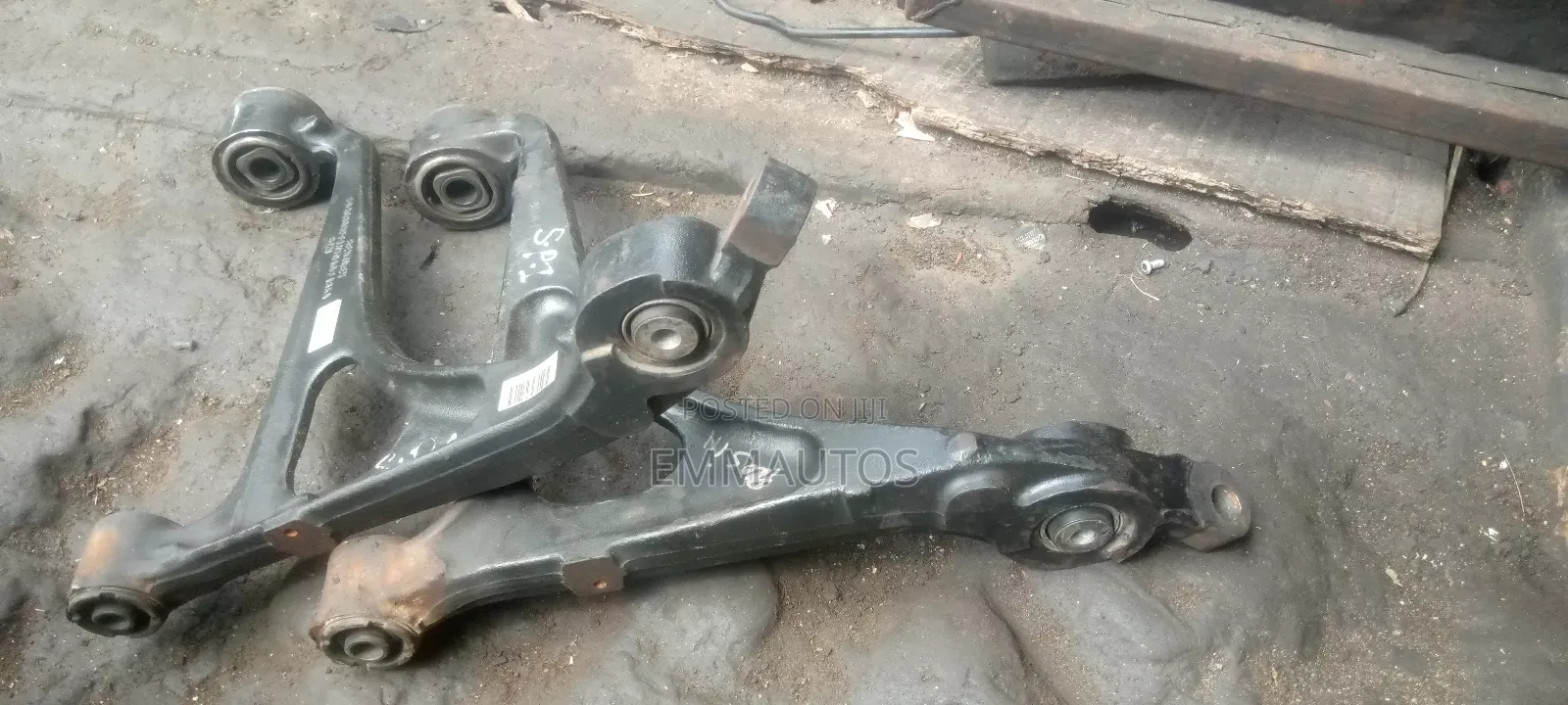Front Lower Arms Bentley Mulsanne