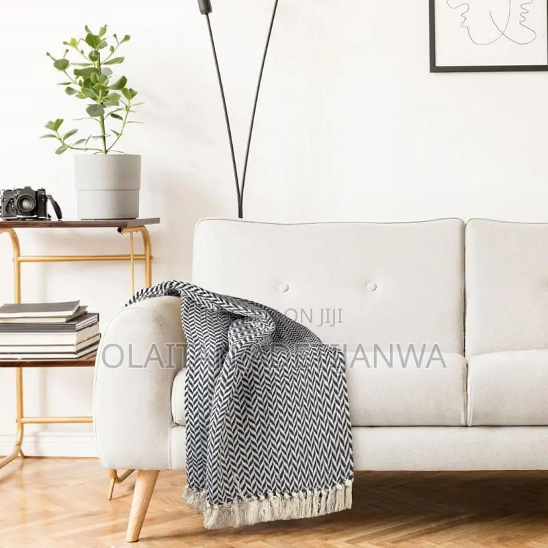 Grey Soft Throw Blanket for Sofa and Bed